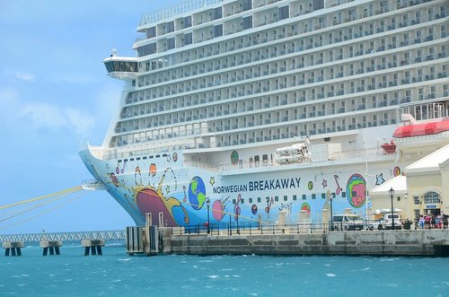 Norwegian Breakaway in Bermuda